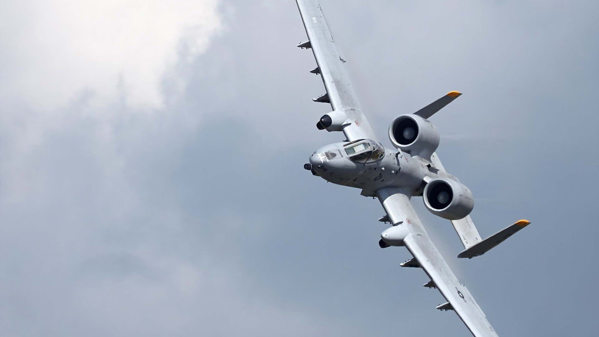 广州队防守表现稳固，广州队最近消息